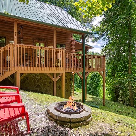 Magical Moments, Hot Tub, Wifi, 1089 Free Tickets Each Paid Day, Dollywood And More Gatlinburg Bagian luar foto