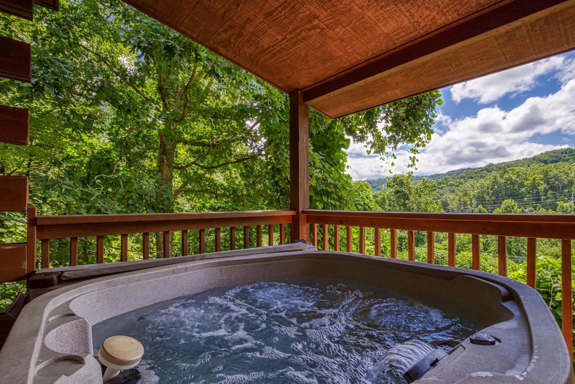 Magical Moments, Hot Tub, Wifi, 1089 Free Tickets Each Paid Day, Dollywood And More Gatlinburg Bagian luar foto